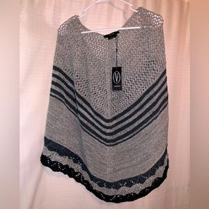 Vertigo Paris poncho, NWT Shawl or cape gray SizeM